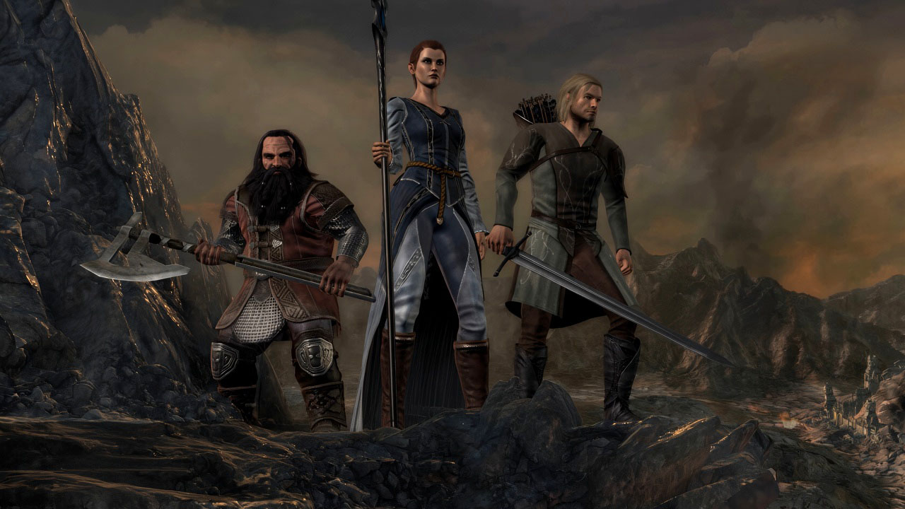 Arte do jogo The Lord of the Rings: War in the North Legacy Edition mostrando os personagens jogáveis: Farin, o anão campeão; Andriel, a maga elfa; e Eradan, o guardião humano. O trio está posicionado em uma montanha sob um céu dramático da Terra-média.